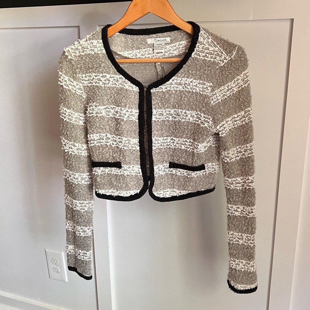 Tweed Style Cropped Fitted Sweater